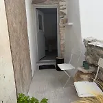 Ola Cave Dryopida Kythnos Dhriopis