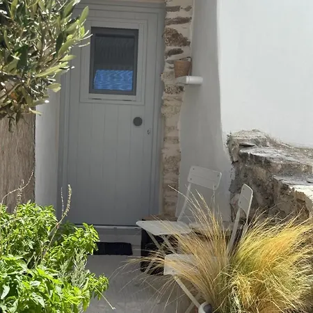 Ola Cave Dryopida Kythnos